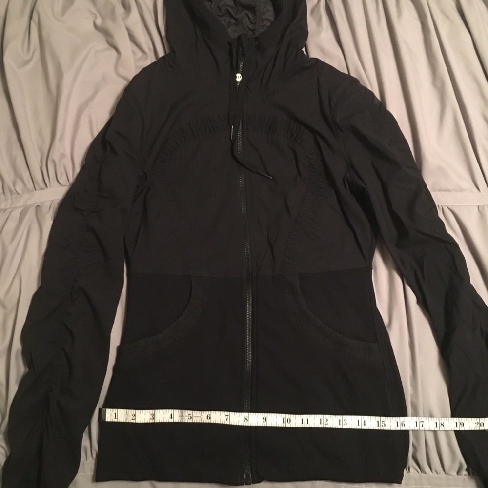 Black Lululemon reversible Zip up